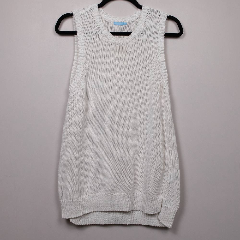 J. McLaughlin Alto white sleeveless sweater knit top-L